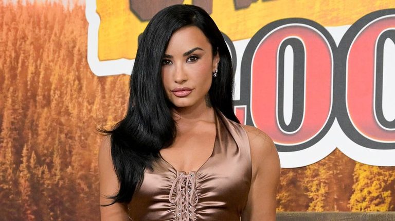 Demi Lovato Celebrates 34Th Birthday With Jet Ski Ride In The Bahamas