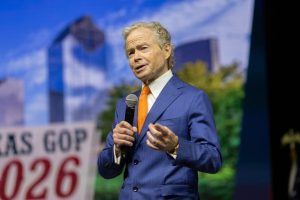 Don Huffines Sworn In As Texas Comptroller