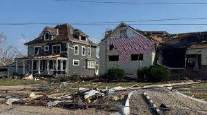 Doty Island Volunteers Keep Cleaning Up A Month After Ef 3 Tornado