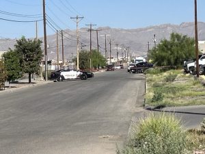 El Paso Police Detain Three Individuals After Weapon Report On Paisano Drive