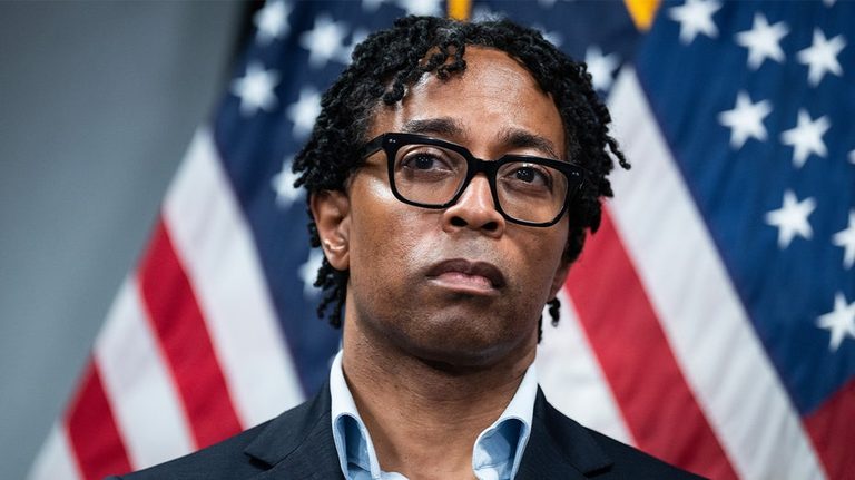 Establishment Dems Win Key Victory
