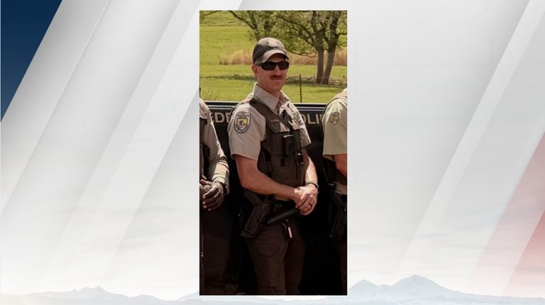 Federal Wildlife Officer Dies While Evacuating Residents Of Oklahoma S Railroad