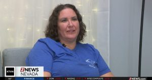 Former Children S Cabinet Client Now Volunteers To Stock Pantry For Reno Familie