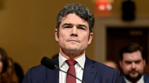 Former Counterterrorism Director Urges Trump To End Iran Conflict And Pull Troop