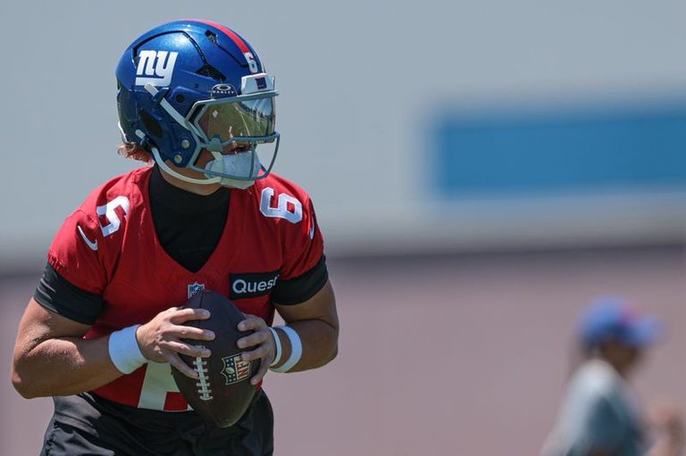 Giants Qb Jaxson Dart S Competitive Spirit