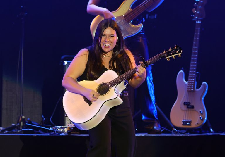 Gigi Perez To Perform At Boise S Knitting Factory On August 26
