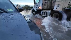 Heavy Rain Causes Flooding And Stranded Cars In Elizabeth Nj
