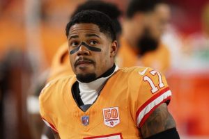 Houston Texans Add Veteran Wideouts Zay Jones And Sterling Shepard