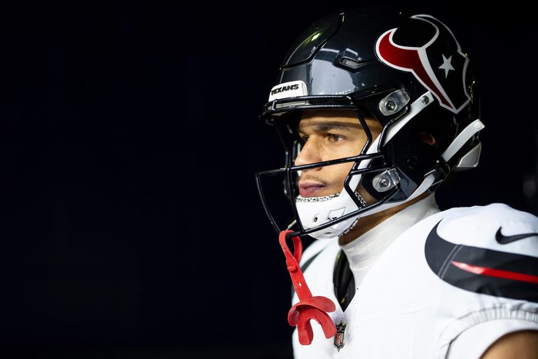 Houston Texans Wide Receiver Jayden Higgins Suffers Acl Tear Likely Out For Seas
