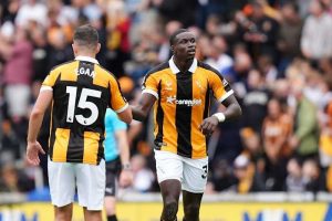 Hull City Defeats Manchester United 2 0 In Premier League Opener