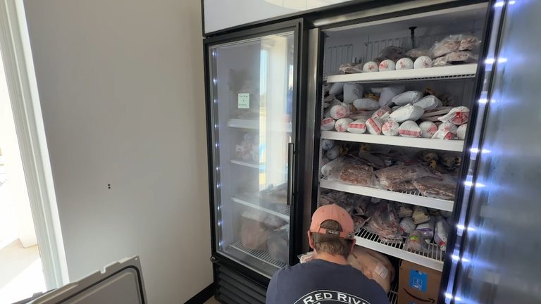 Hunters In Northwest Louisiana Collect Frozen Food For Local Food Bank