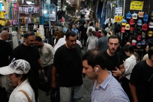 Iranian Families Face Soaring Costs As U S Sanctions Intensify Economic Pressure