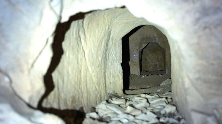 Jerusalem Police Uncover Second Temple Era Burial Cave During Family Conflict Ra