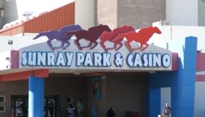 Judge Blocks Transfer Of Sunray Park Racino License Keeping Horse Racing In San