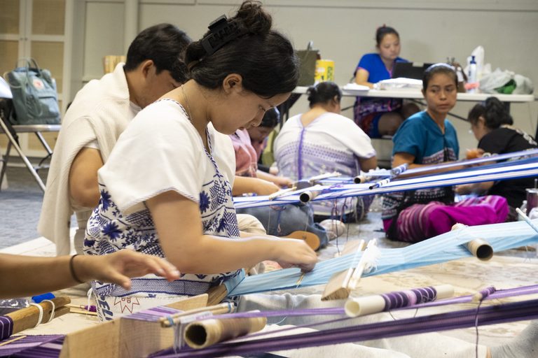 Karen Youth Learn Traditional Weaving At St Paul Library