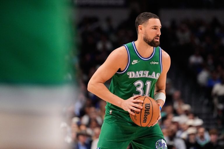 Klay Thompson Signs Two Year Deal With Miami Heat Joins Giannis Antetokounmpo