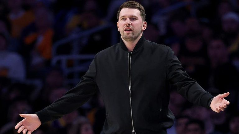 Lakers Hold Team Building Night In Ljubljana Nightclub Amid Media Buzz