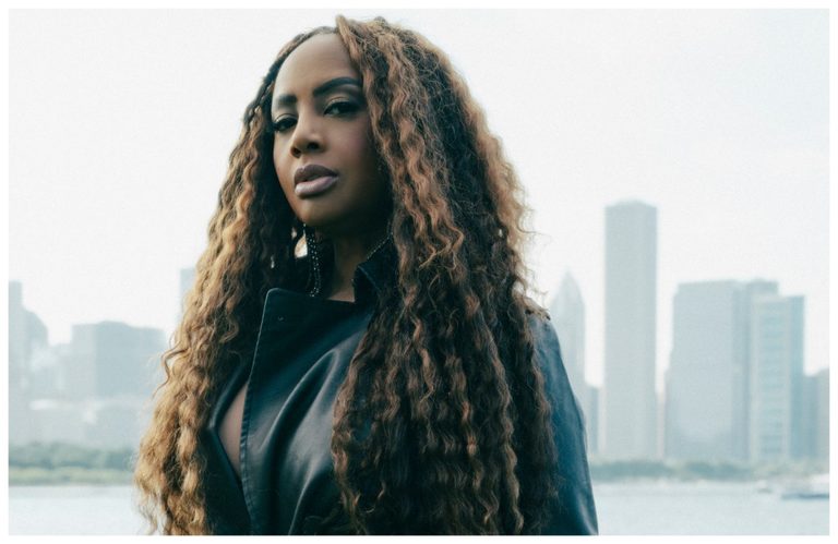 Lalah Hathaway S New Single Honors Bronzeville