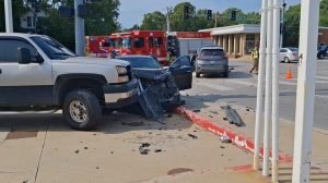 Lincoln Crash Totals Two Cars