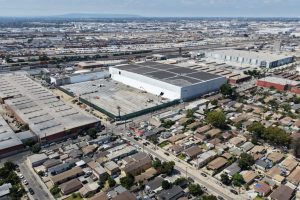 Lineage Warehouse Cleanup In Boyle Heights Reaches 90 After Agency Review