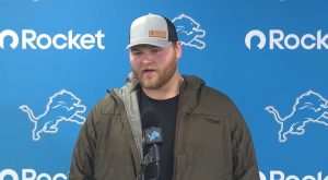 Lions Center Cade Mays Injured