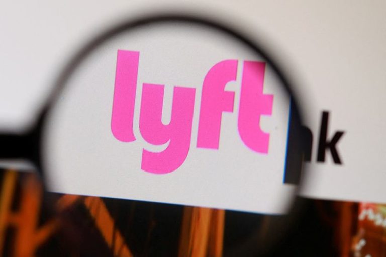 Lyft Revenue Tops Estimates