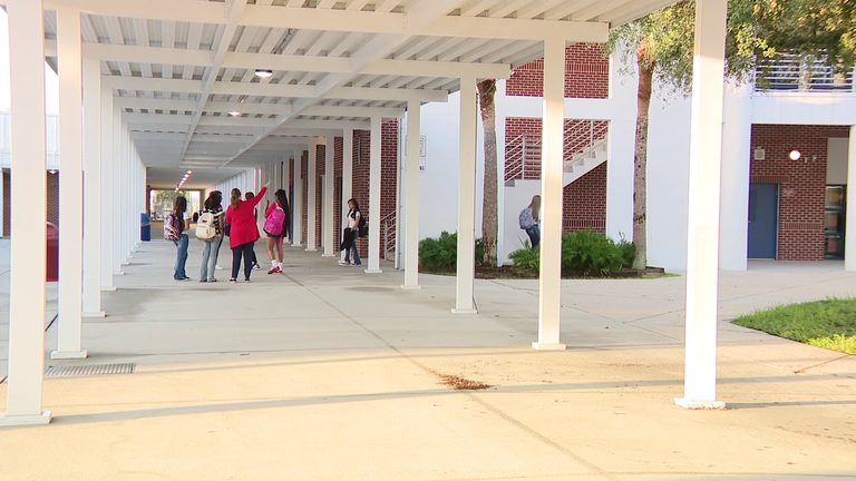 Manatee County Schools Celebrate 90 Graduation Rate