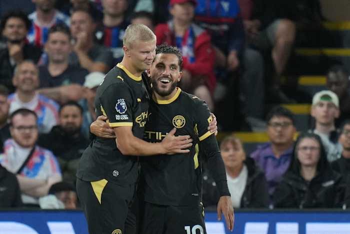 Manchester City Dominates Crystal Palace To Stay Unbeaten In Premier League