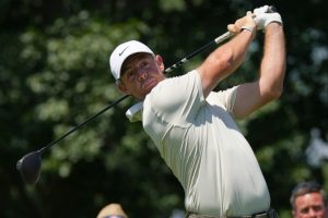 Mcilroy Joins Five Way Tie At Bmw Championship As Scheffler Battles Illness