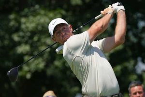 Mcilroy Ties For Lead At Bmw Championship As Scheffler Battles Illness