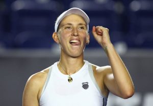 Mertens Rallies Past Bartunkova To Set Up Parry Final In Monterrey Open