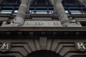 Mexico Holds Interest Rate Steady