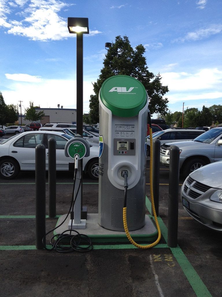 Michigan Expands Electric Vehicle Chargers