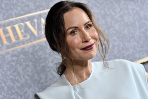 Minnie Driver In Car Accident