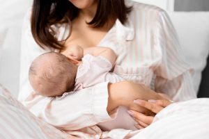 Moms Face Breastfeeding Challenges