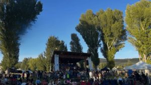 Music On Main Dug Madeline Hawthorne Perform