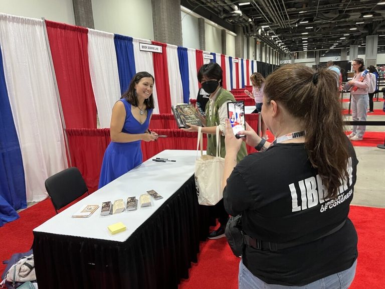 National Book Festival Draws 80 000 Readers To Washington D C