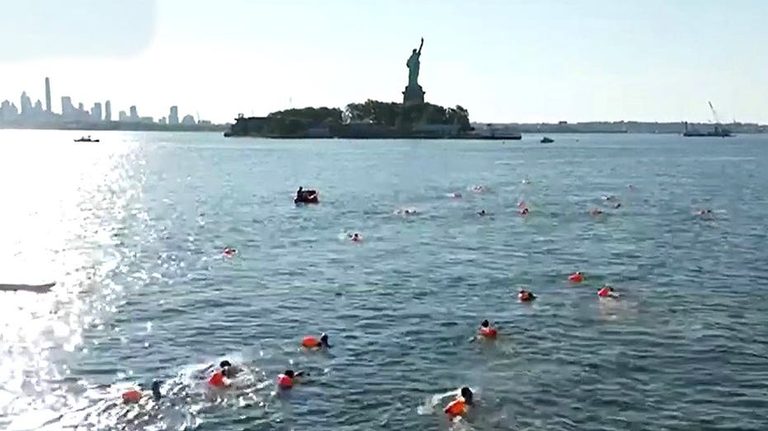 Navy Seals Honor Fallen In Nyc Swim