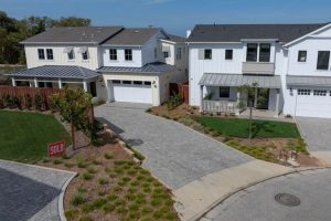New Single Family Home Sales Fall 10 In July As Mortgage Rates Stay High