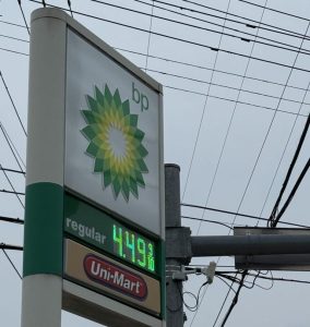 Northeast Ohio Residents Find Ways To Save On Gas