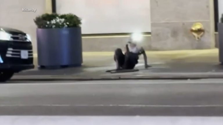 Nypd Probes Migrant Sewer Scavenging Near Penn Station After Manhole Video