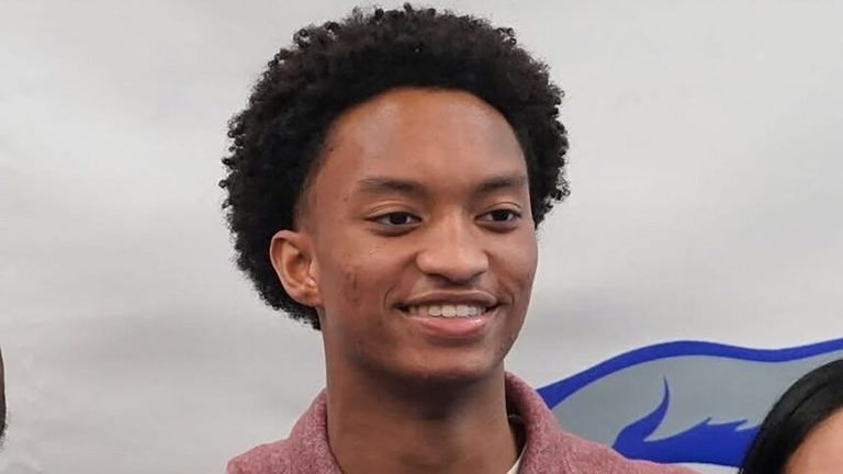 Ocean Springs Community Gathers For Prayer Rally On Teen Nolan Wells Birthday