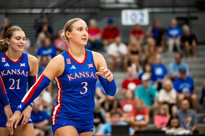 Olathe Native Reese Messer Returns Home Joins Ku Volleyball As Starting Setter