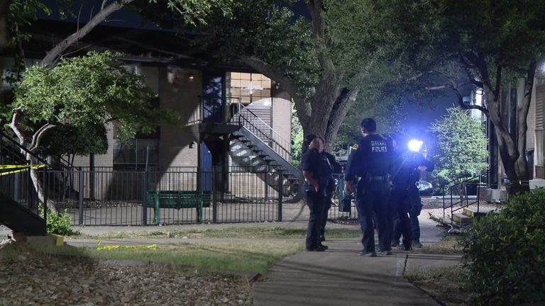 One Dead One Injured In Early Morning Shooting At Dallas Apartment Complex