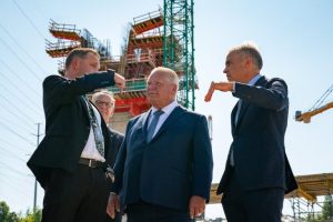 Ontario Premier Doug Ford Threatens To Cut Electricity And Minerals To U S Amid