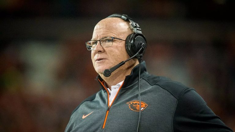 Oregon Ducks Add Veteran Coach
