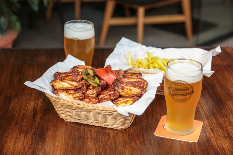 Flying Goose Brew Pub & Grille — Manchester