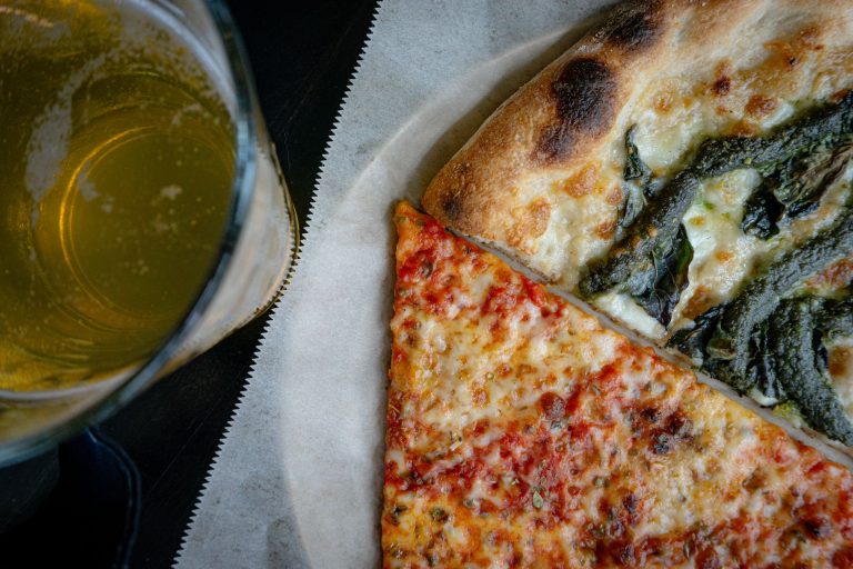 Yia Yia's Pizza & Beer — Lincoln