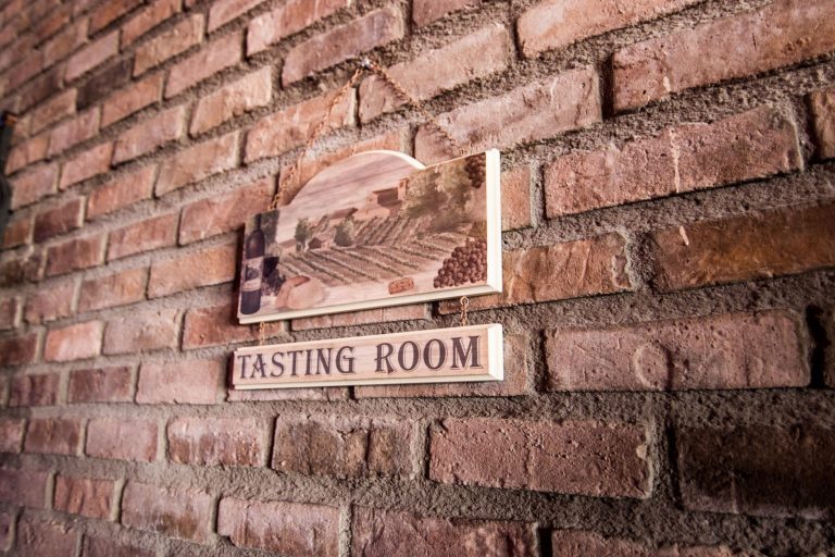 Marin eri Cellars Tasting Room — Fresno