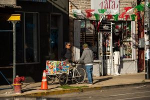 Pilsen Businesses Unite For Small Business Crawl